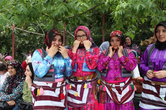 Kuşköy Köylüleri Festivallerinin Duyurusunu Islık Diliyle Yaptılar