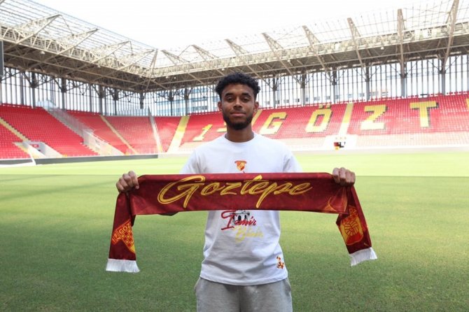 Romal Palmer Göztepe’de