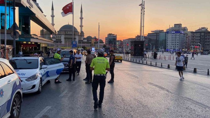 İ̇stanbul’da Helikopter Destekli ‘Yeditepe Huzur’ Uygulaması