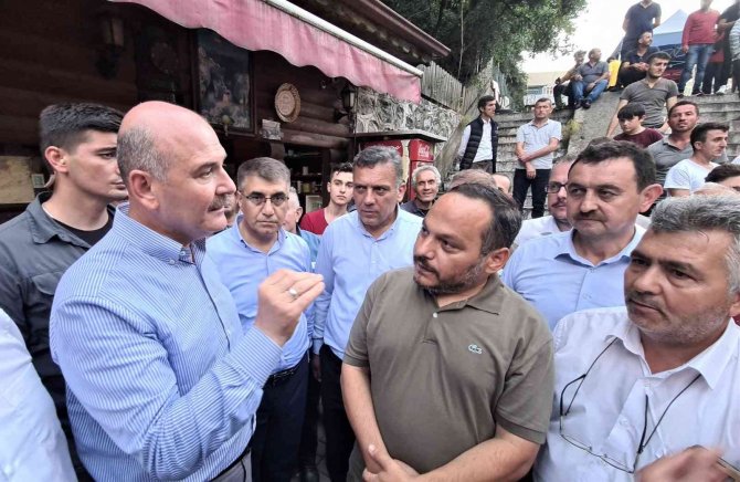 Gurbetçiler, Bakan Soylu’ya Türkiye İle Almanya Arasındaki Afette Müdahale Farkını Anlattı