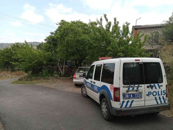 Tamir İçin Çıktığı Çatıdan Düştü, Yaşamını Yitirdi