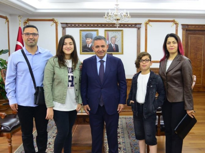 Kırşehir’in Lgs Birincisi Başarısını Kitap Okumaya Ve Deneme Sınavlarına Borçlu