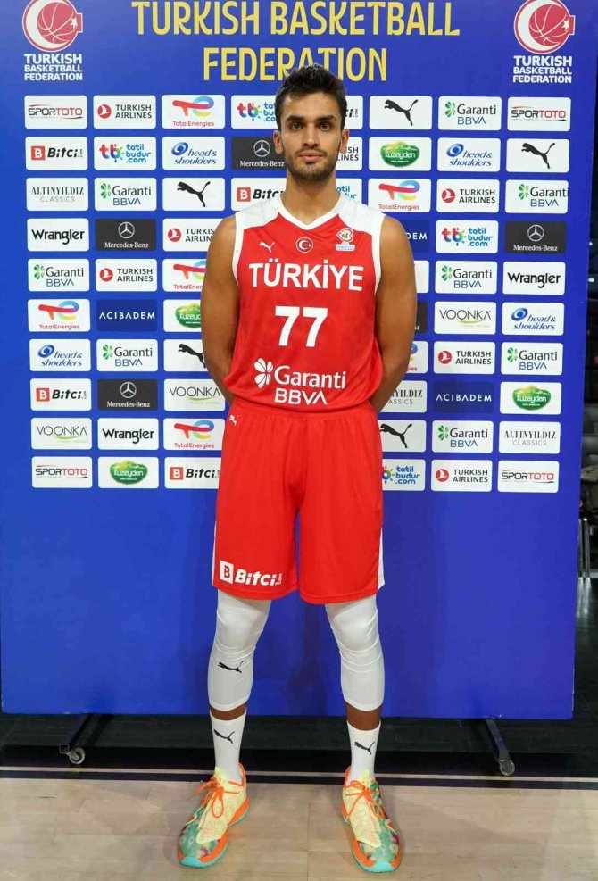 Ömer Faruk Yurtseven: "Abd’de Türkiye’yi Bilmeyen İnsanlar Var Ve Onlara Öğretebilmek, Gösterebilmek Ayrı Bir His"