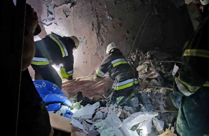 Rusya, Odessa’da Sivil Yerleşimleri Vurdu: 18 Ölü, 38 Yaralı