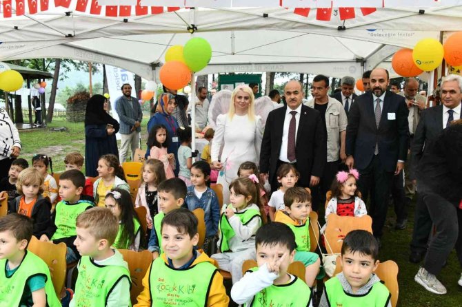 Ağız Ve Diş Sağlığının Önemi Tiyatro Ve Kukla Gösterisi İle Anlatıldı