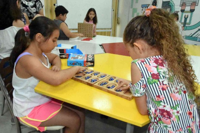 Tarsus’ta Çocuklar Bilimle Buluşuyor