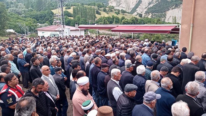 Tokat’ta Minibüs Kazasında Ölen 4 Kişi Toprağa Verildi