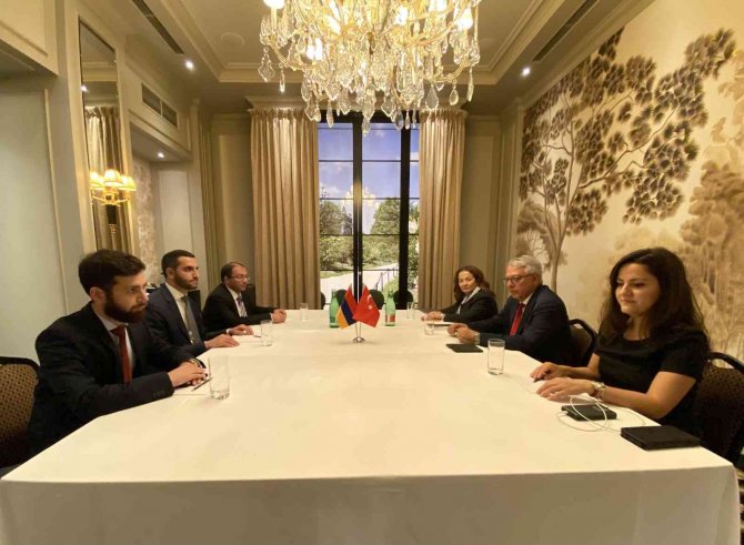 Türkiye Ve Ermenistan, Sınır Geçişlerinin Hızlandırılması Konusunda Uzlaştı