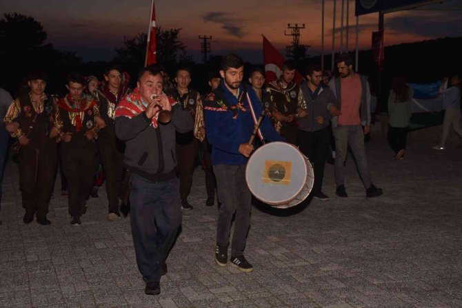 Özbek Öğrenciler Bursa’da Buluştu