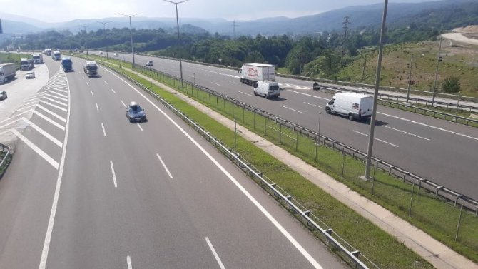 Sürücüler Otoyollarda Hız Limit Artışını Değerlendirdi
