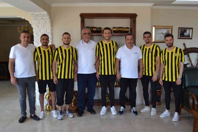 Aliağaspor Fk, Transferde Hız Kesmiyor