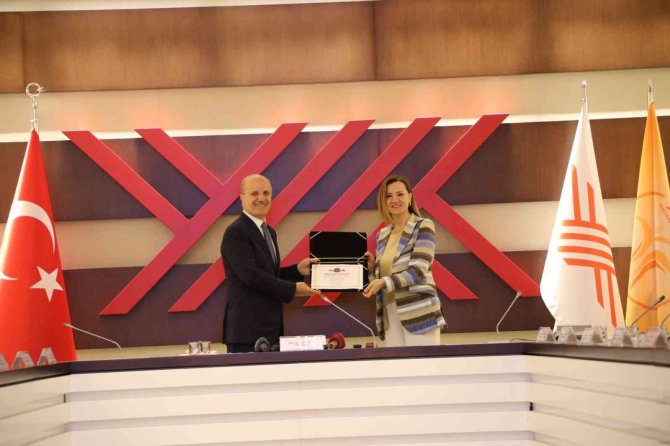 Yök’ten Dokuz Eylül’e ‘Engelsiz Üniversite’ Ödülü