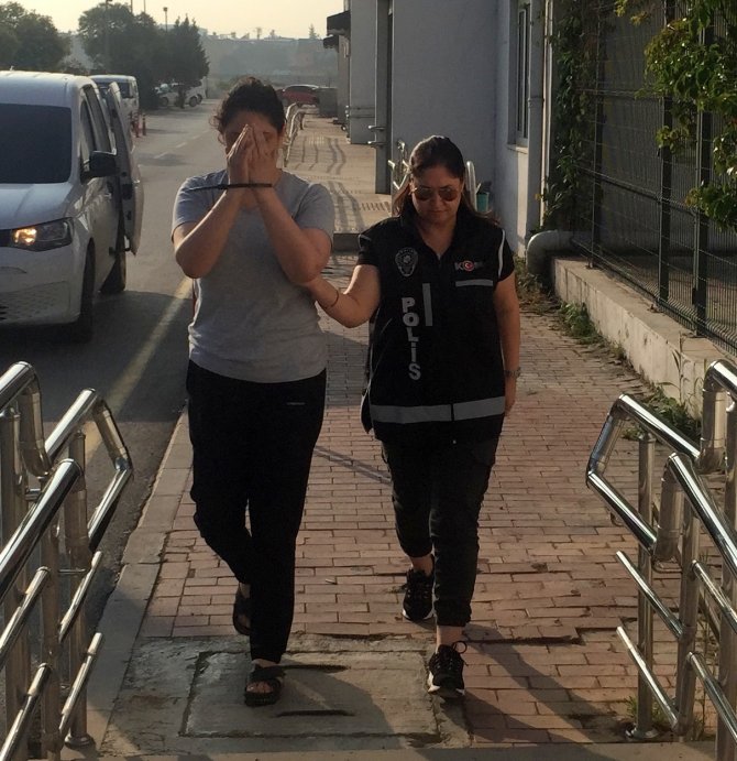 Temizlikçi Kızın Üzerine Şirket Kurup 150 Bin Lira Kredi Çektirdiler