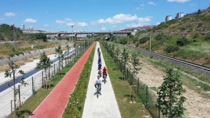 Bahçeşehir’e Yeni Yürüyüş Ve Bisiklet Yolu