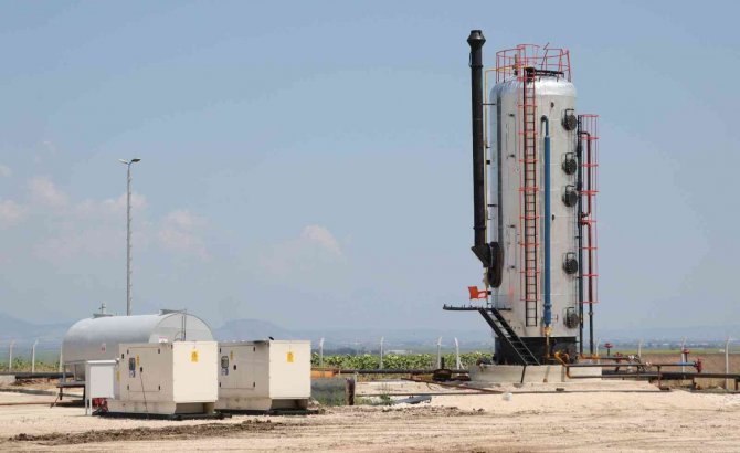 Rüyasının İzinden Gitti Petrolü Buldu