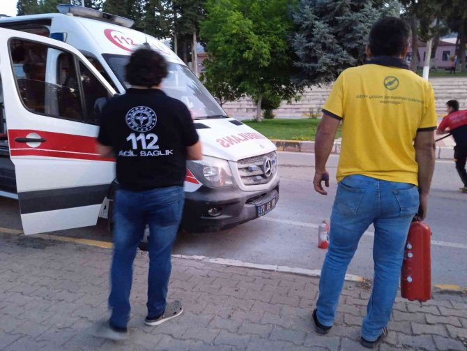 Hasta Nakli Gerçekleştiren Ambulans Alev Aldı
