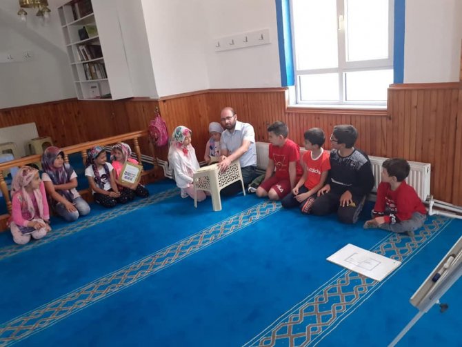 Emet’te Yaz Kur’an Kurslarına Yoğun İlgi