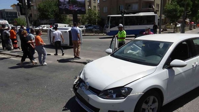 Devri Yeni Alınan Aracın İlk Kazası Kamerada