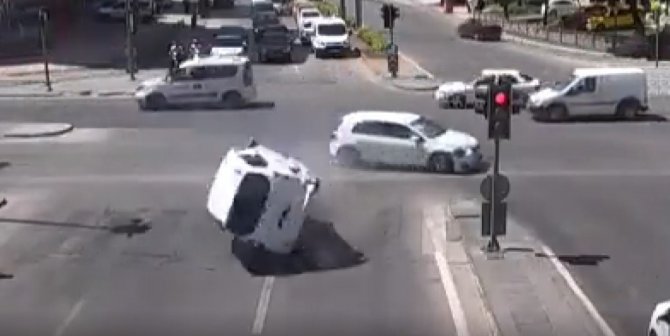 Devri Yeni Alınan Aracın İlk Kazası Kamerada