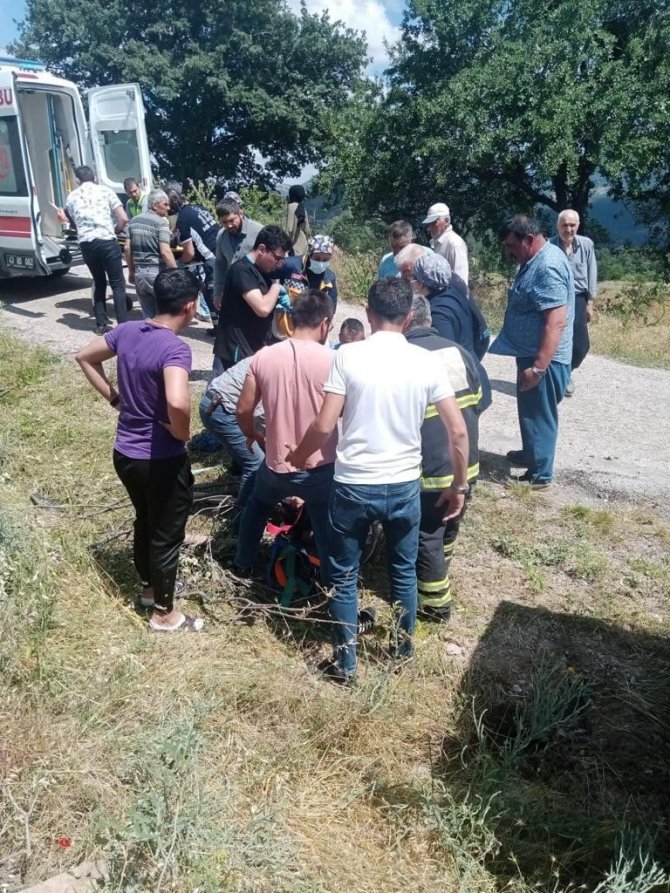 Gediz’de Traktör Kazası: 2 Ölü, 2 Yaralı