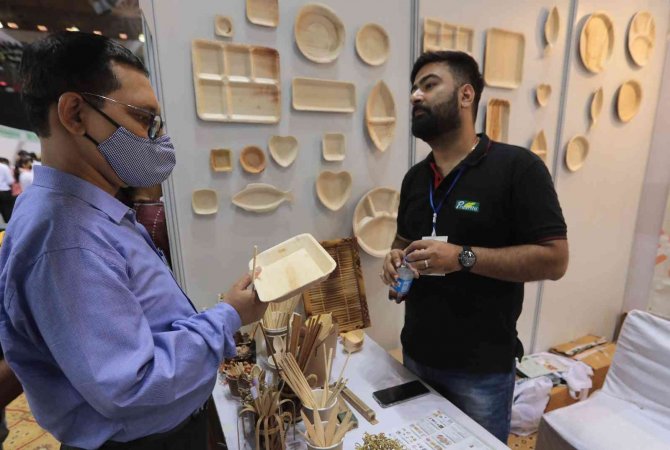 Hindistan’da Tek Kullanımlık Plastik Ürünlere Yasak
