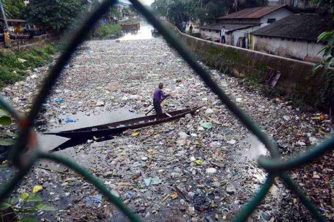 Hindistan’da Tek Kullanımlık Plastik Ürünlere Yasak
