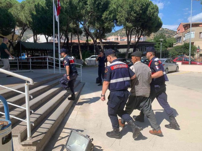 Jandarmadan Haklarında Yakalama Kararı Olan 17 Suçluya Operasyon