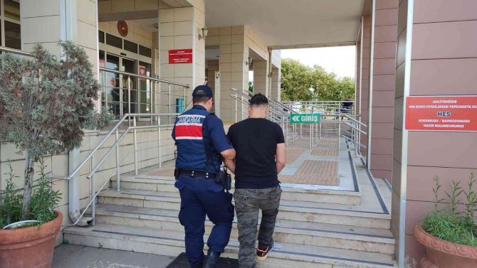 Jandarmadan Haklarında Yakalama Kararı Olan 17 Suçluya Operasyon