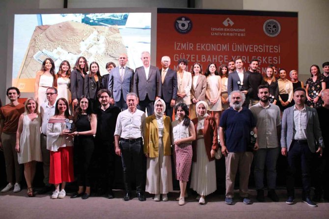 İ̇eü Güzelbahçe Yerleşkesi Mimari Proje Yarışması’na Görkemli Tören