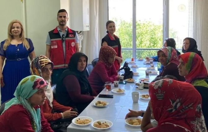 Kadın Gelişim Merkezi’nde Koruyucu Aile Günü Kutlandı