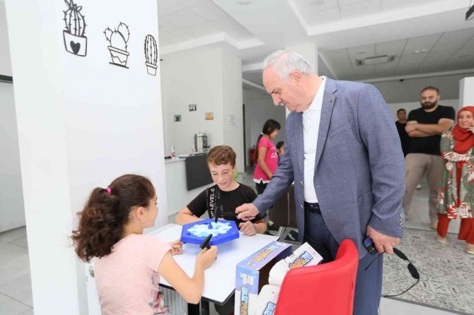 Başkan Aygün “Spor Yapmak Ve Eğitim Almak İsteyen Öğrencilerimizin Yanındayız”