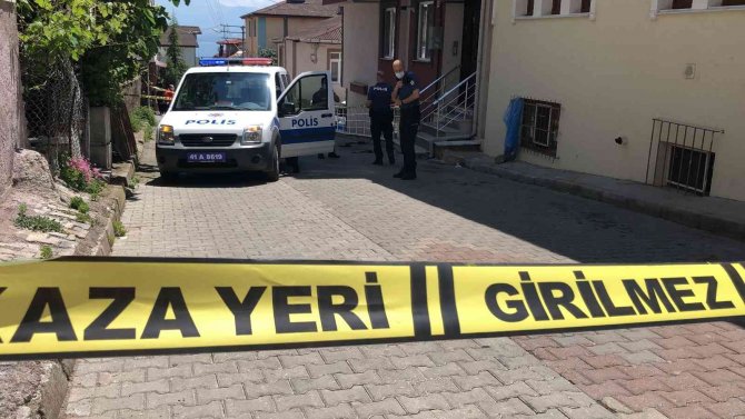 Dünürünü Kalbinden Bıçaklayarak Öldürmüştü, Kızı Olay Gününü Anlattı