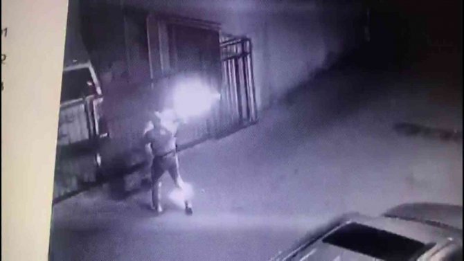 Maltepe’de Eski Milletvekilinin Aracına Molotoflu Saldırı