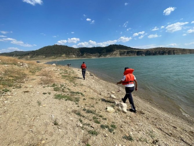 Kaçak Balık Avcıları Jandarmaya Yakalandı