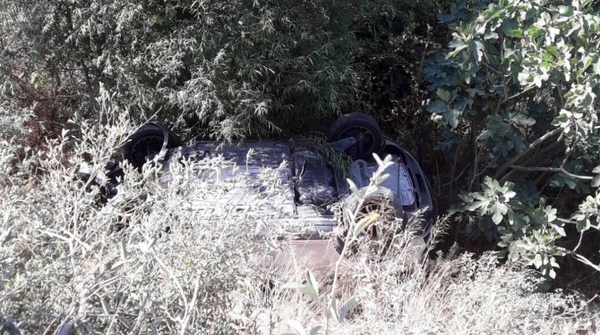 Kontrolden Çıkan Otomobil Dere Yatağına Uçtu: 1’i Ağır 3 Yaralı