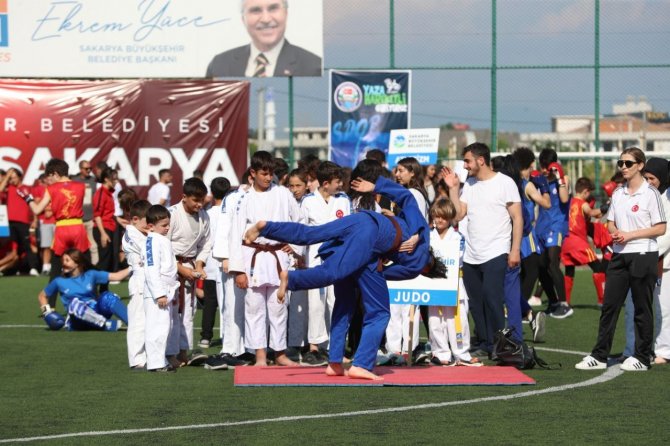 Dünya Yıldızları Bu Okulda Keşfediliyor