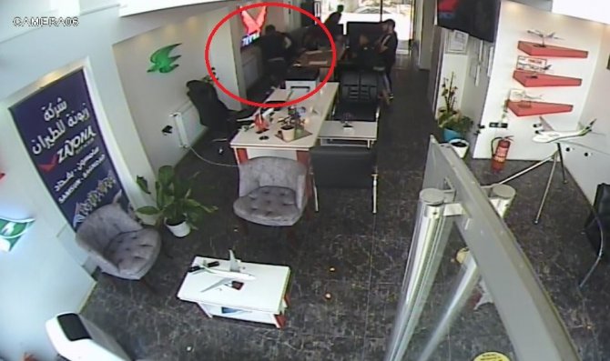 Iraklı Şahsa İş Yerinde Yumruklu Saldırı