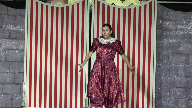 Kadıköy’de Çocuklar Tiyatro Festivalinde Doyasıya Eğlendi