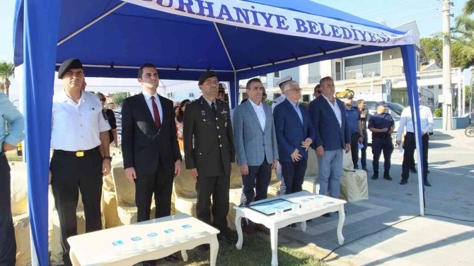 Burhaniye’de 5 Plaja Törenle Mavi Bayrak Asıldı