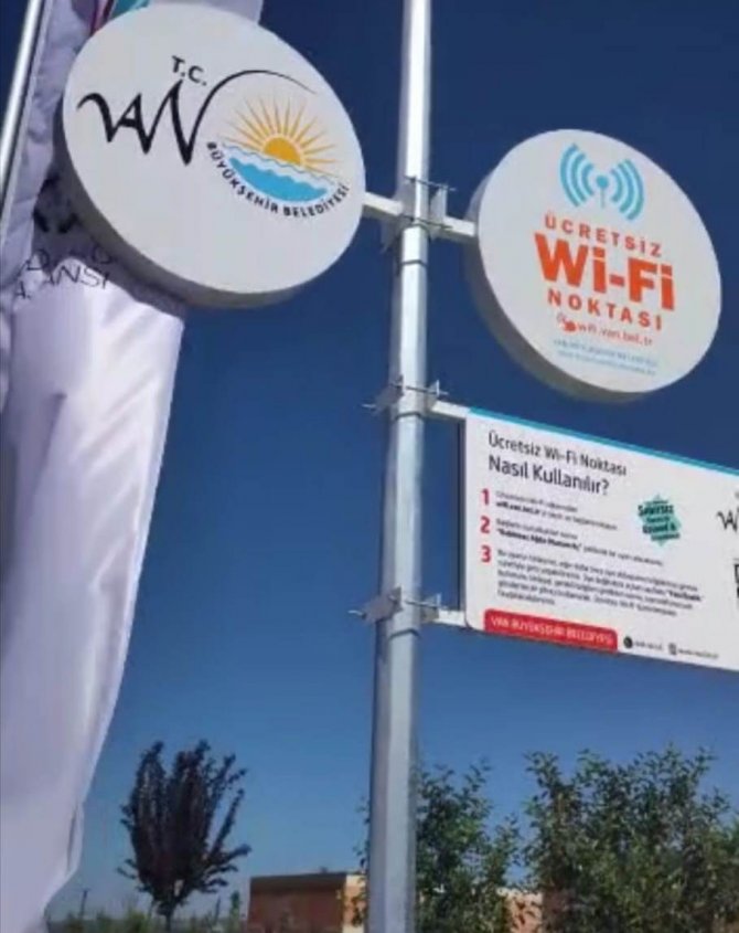 Van Büyükşehir Fidanlık Parkı’na Ücretsiz Wi̇-fi̇ Noktaları Kurdu