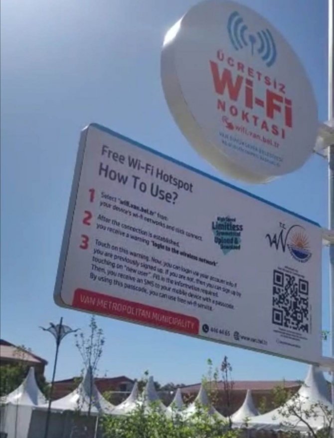 Van Büyükşehir Fidanlık Parkı’na Ücretsiz Wi̇-fi̇ Noktaları Kurdu