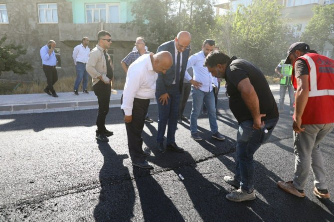 İ̇pekyolu Belediyesi’nden Yoğun Asfalt Mesaisi