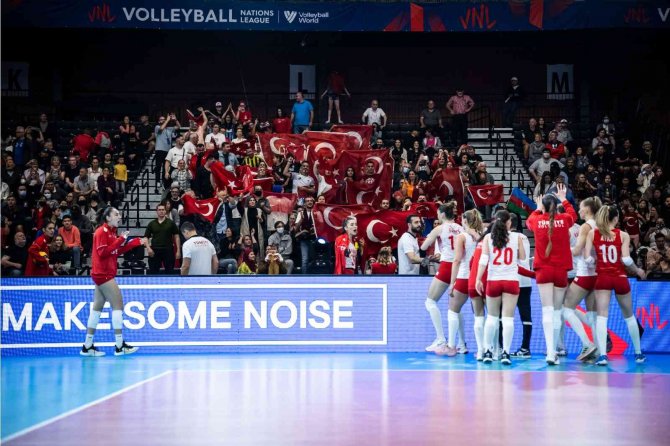 Filenin Sultanları, Abd’ye 3-2 Mağlup Oldu