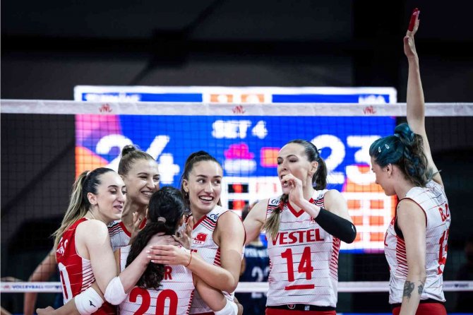 Filenin Sultanları, Abd’ye 3-2 Mağlup Oldu