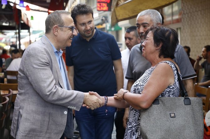 Ak Parti İ̇zmir’in “Vefa Buluşmaları” 100 Bin Kişiye Ulaştı
