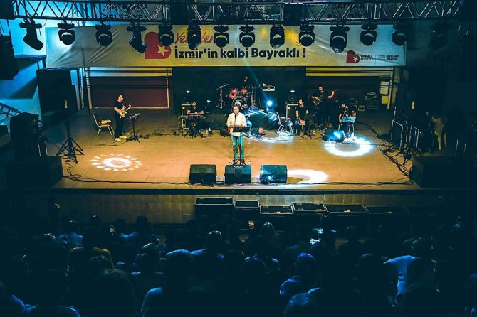 Bayraklı’da ‘Hilmi Yarayıcı’ Coşkusu