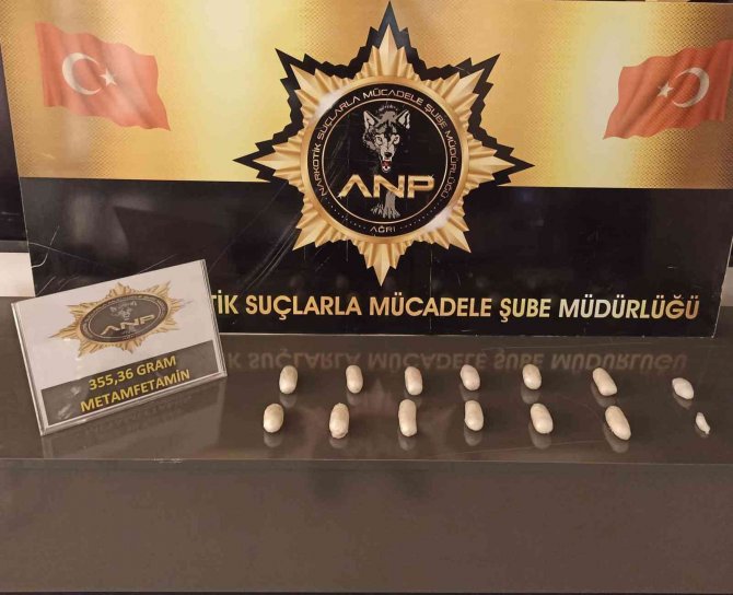 İ̇ran Uyruklu Şahsın Bağırsağında 12 Kapsül Metamfetamin Maddesi Ele Geçirildi