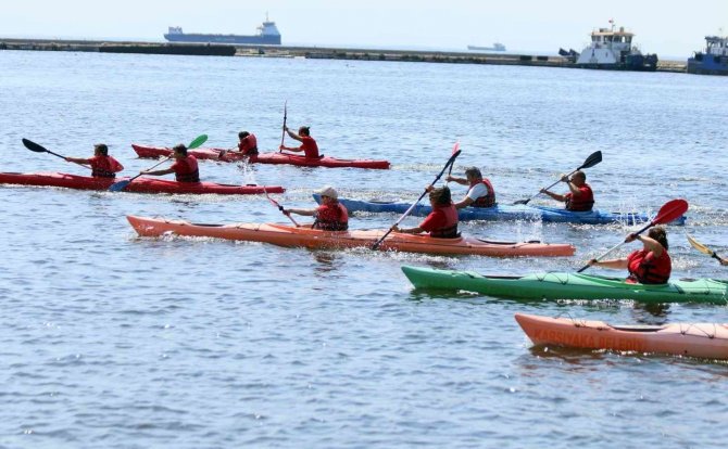 İ̇zmir Körfez Festivali’nde Renkli Görüntüler