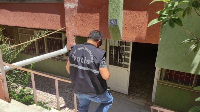 Yalnız Yaşayan Yaşlı Adam Evinde Ölü Bulundu
