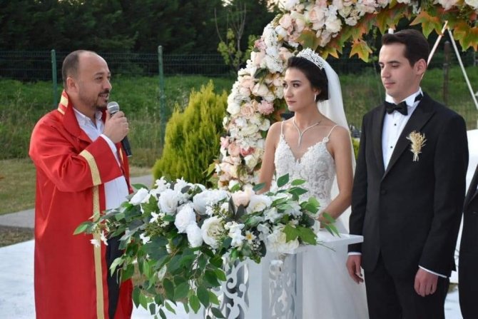 Dazkırı Kaymakamı Sakarya Dünya Evine Girdi